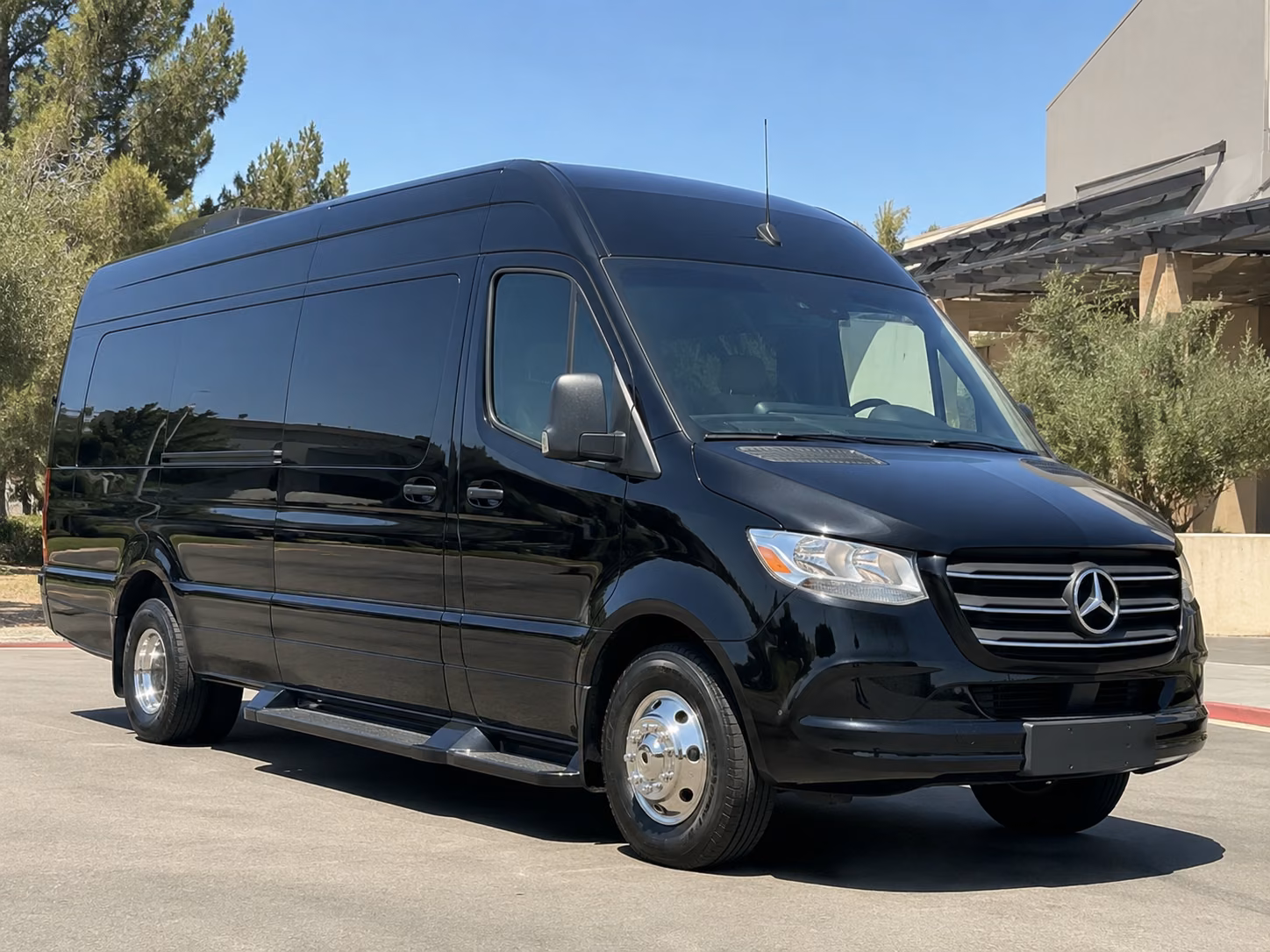 18 passenger sprinter van
