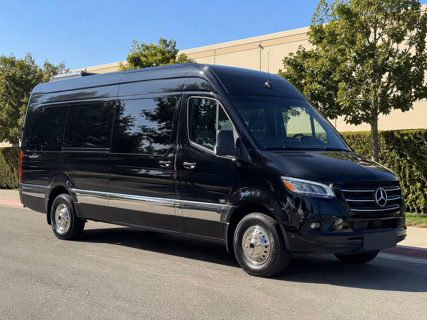 8 passenger sprinter van