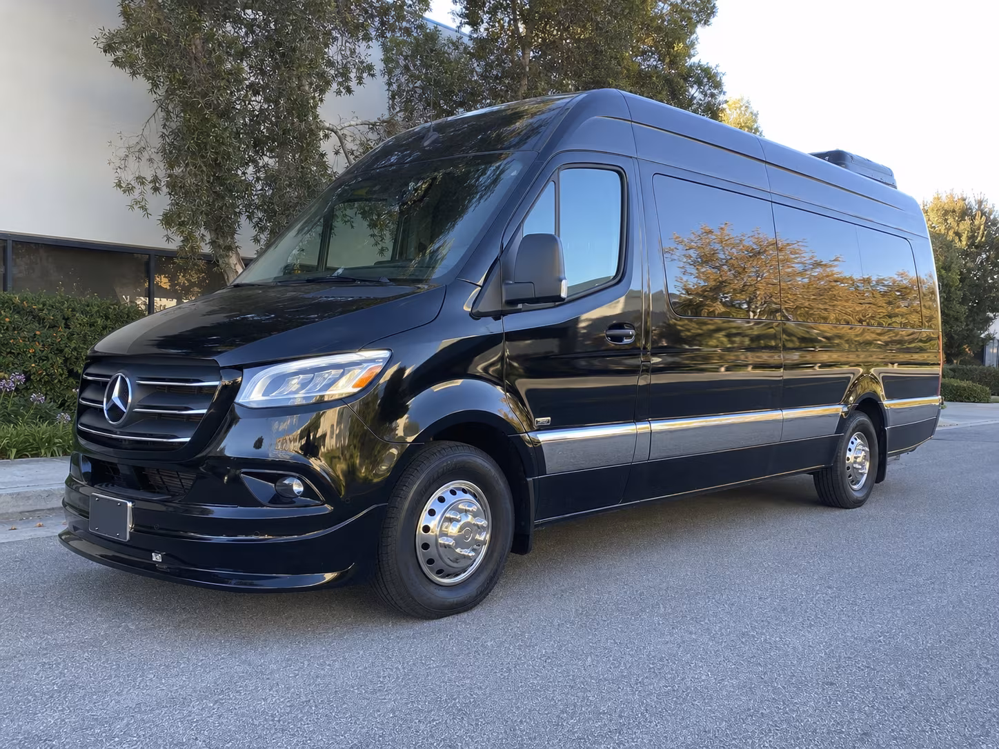 find the perfect transportation for your next corporate event 3