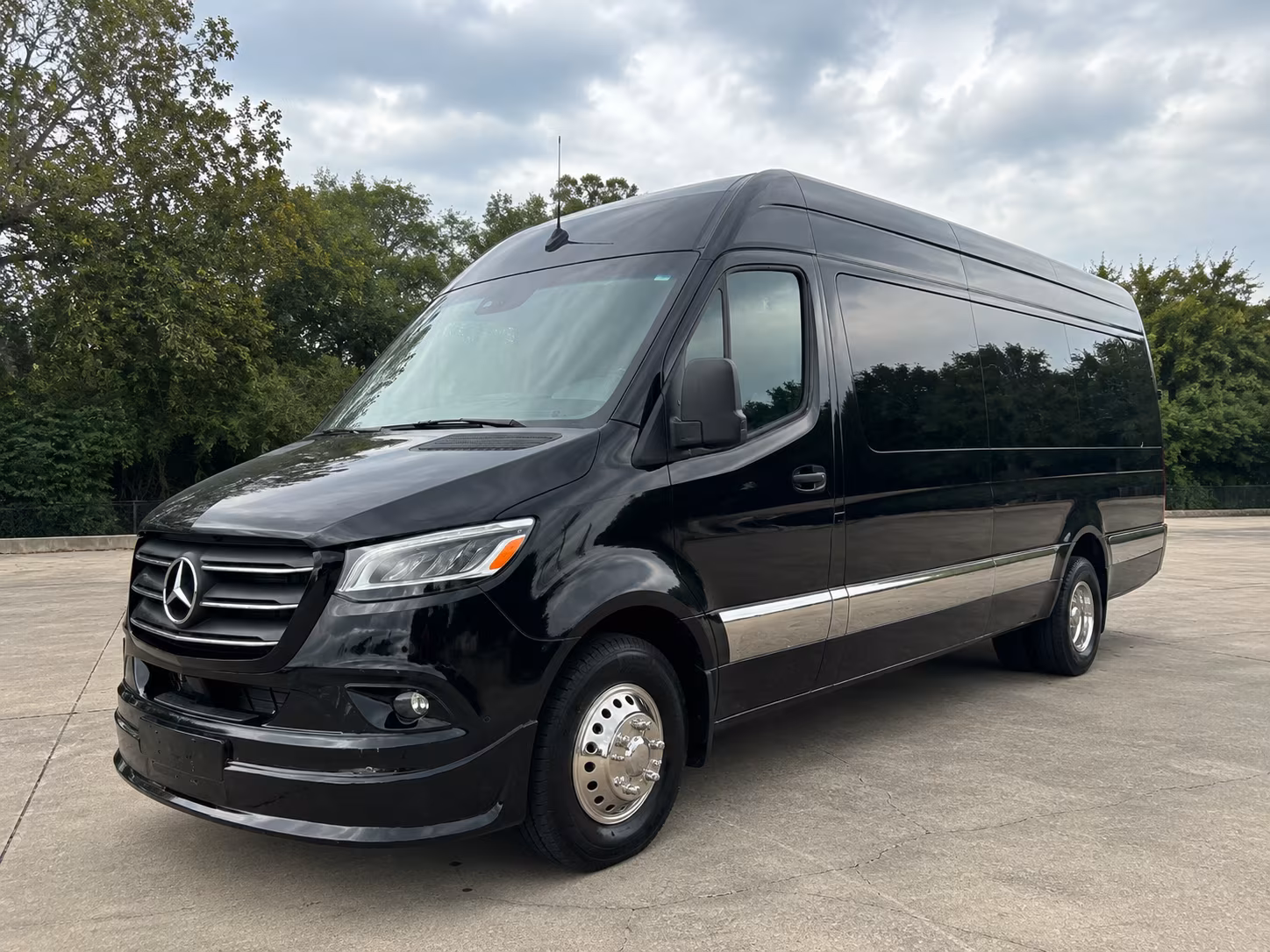 find the perfect transportation for your next corporate event 5